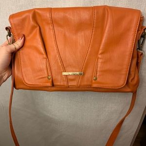 Matt & Nat Cross Body Bag